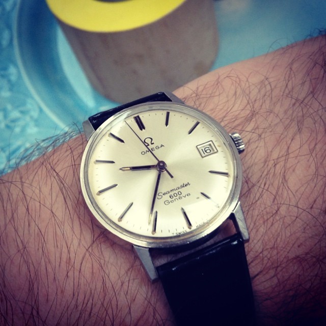 Omega Seamaster 600 Geneve Date – manual wind, cal 611, stainless steel  case. The date window adds somerhing interesting to the design.  #vintageomega #omega #omegaseamaster #omegawatches #vintage #vintagewatches  #klocksnack #tzuk #timezone #tidssonen #